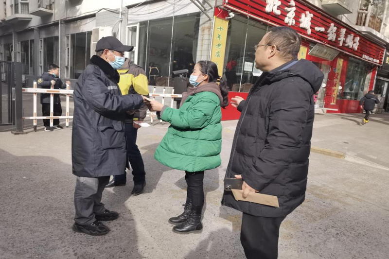 路橋送溫暖 慰問暖民心